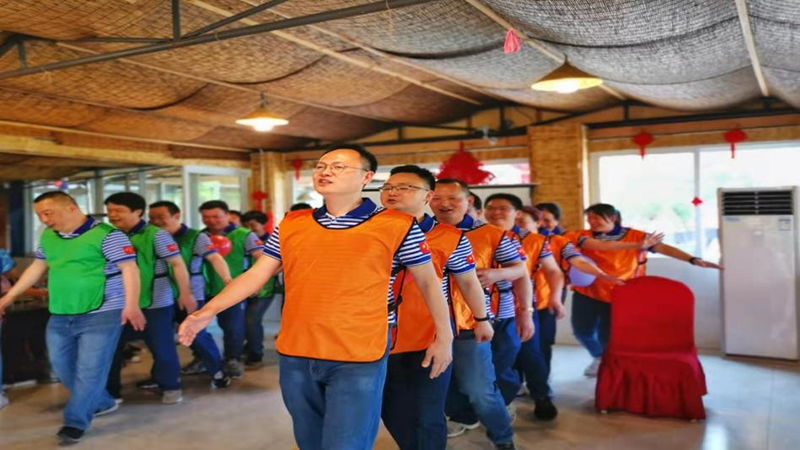 重溫崢嶸歲月，感悟紅色初心 ——瀘天化弘旭黨委開(kāi)展“學(xué)黨史 感黨恩 跟黨走” 主題黨日活動(dòng)(圖2)