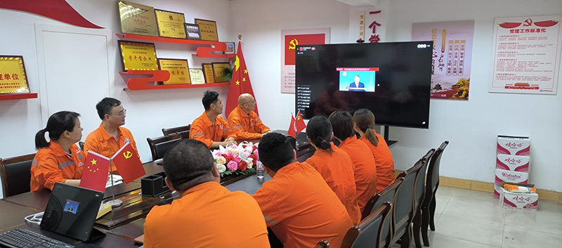 弘旭公司組織觀看“民法典進企業(yè)”公益大講堂(圖2) 弘旭公司組織觀看“民法典進企業(yè)”公益大講堂(圖2)