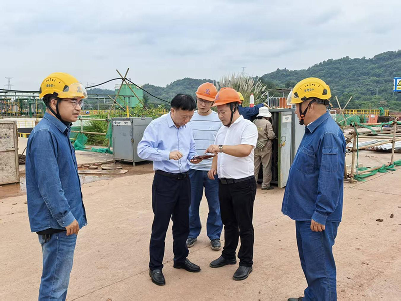 傅利才、郭春建到化工園區(qū)項目現(xiàn)場開展節(jié)前安全檢查(圖4)