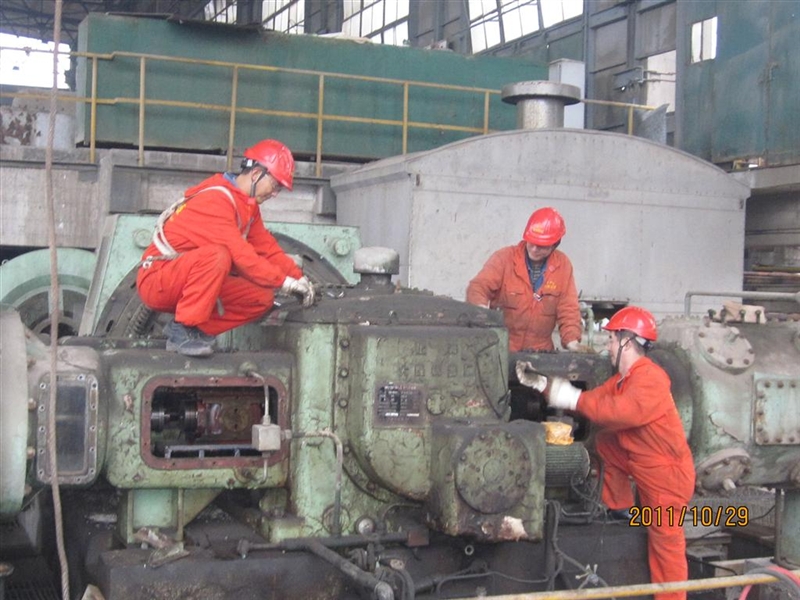 湖北宜化新疆輪臺縣年產30萬噸合成氨裝置拆除安裝工程項目（往復式壓縮機拆(圖1)