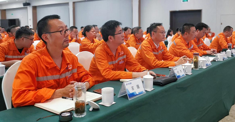 瀘州市安協(xié)與弘旭公司開展安全法律法規(guī)培訓會(圖4) 瀘州市安協(xié)與弘旭公司開展安全法律法規(guī)培訓會(圖4)